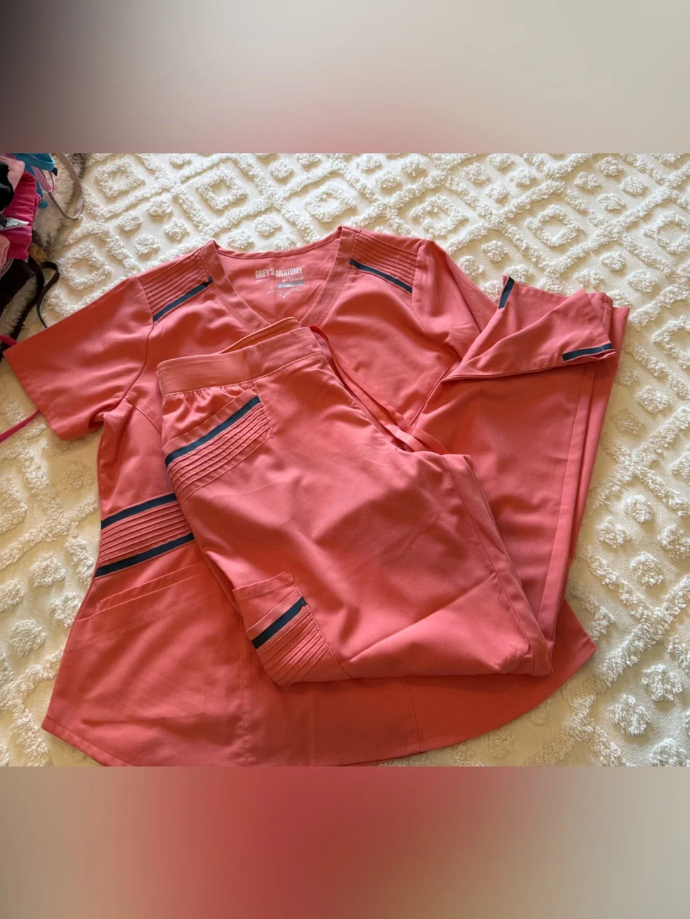 Grey's Anatomy Coral Pink V-Neck Scrub Top - Picture 1 of 3